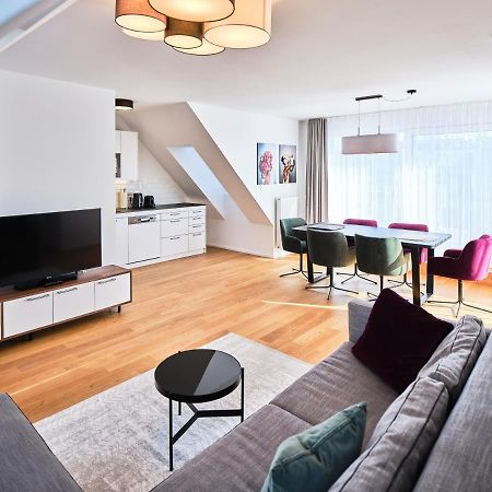 Myfavorit Apartments - Spacious Apartments Next To Puplic Transport U1 Direct Connection To Citycenter Wien Exteriör bild