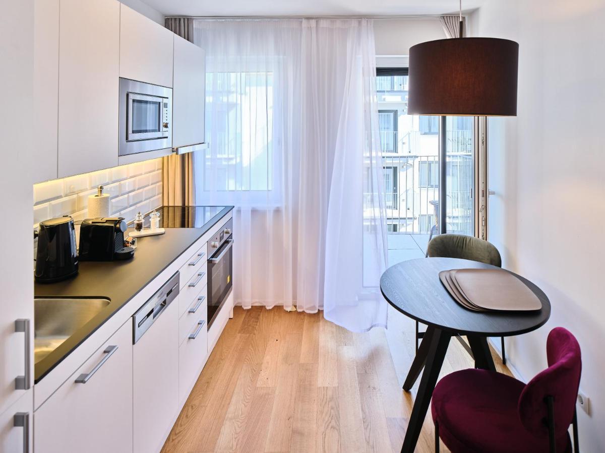 Myfavorit Apartments - Spacious Apartments Next To Puplic Transport U1 Direct Connection To Citycenter Wien Exteriör bild