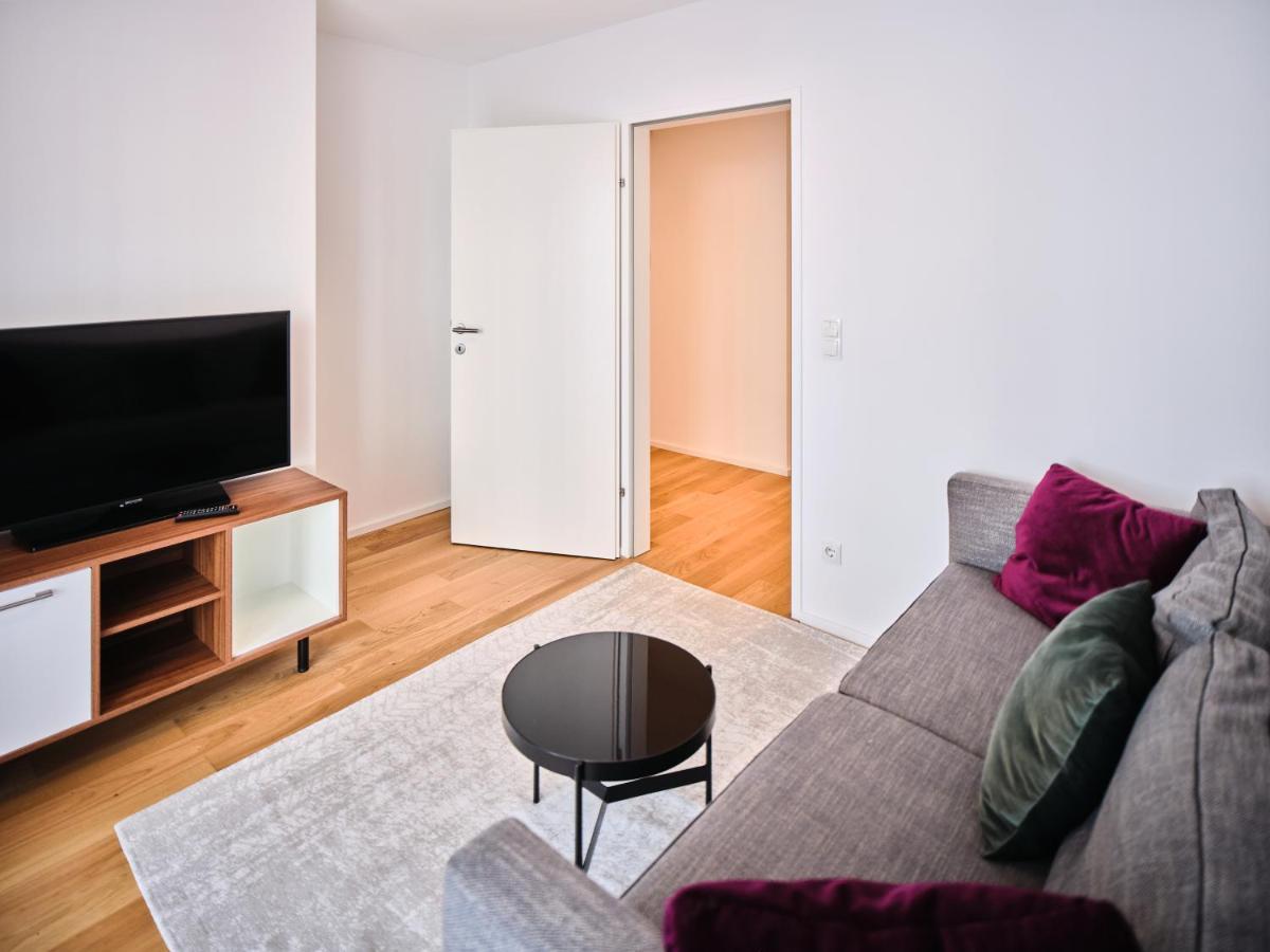 Myfavorit Apartments - Spacious Apartments Next To Puplic Transport U1 Direct Connection To Citycenter Wien Exteriör bild
