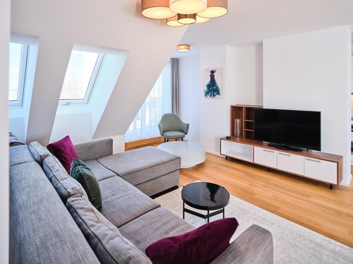 Myfavorit Apartments - Spacious Apartments Next To Puplic Transport U1 Direct Connection To Citycenter Wien Exteriör bild