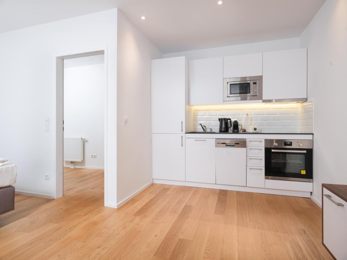 Myfavorit Apartments - Spacious Apartments Next To Puplic Transport U1 Direct Connection To Citycenter Wien Exteriör bild