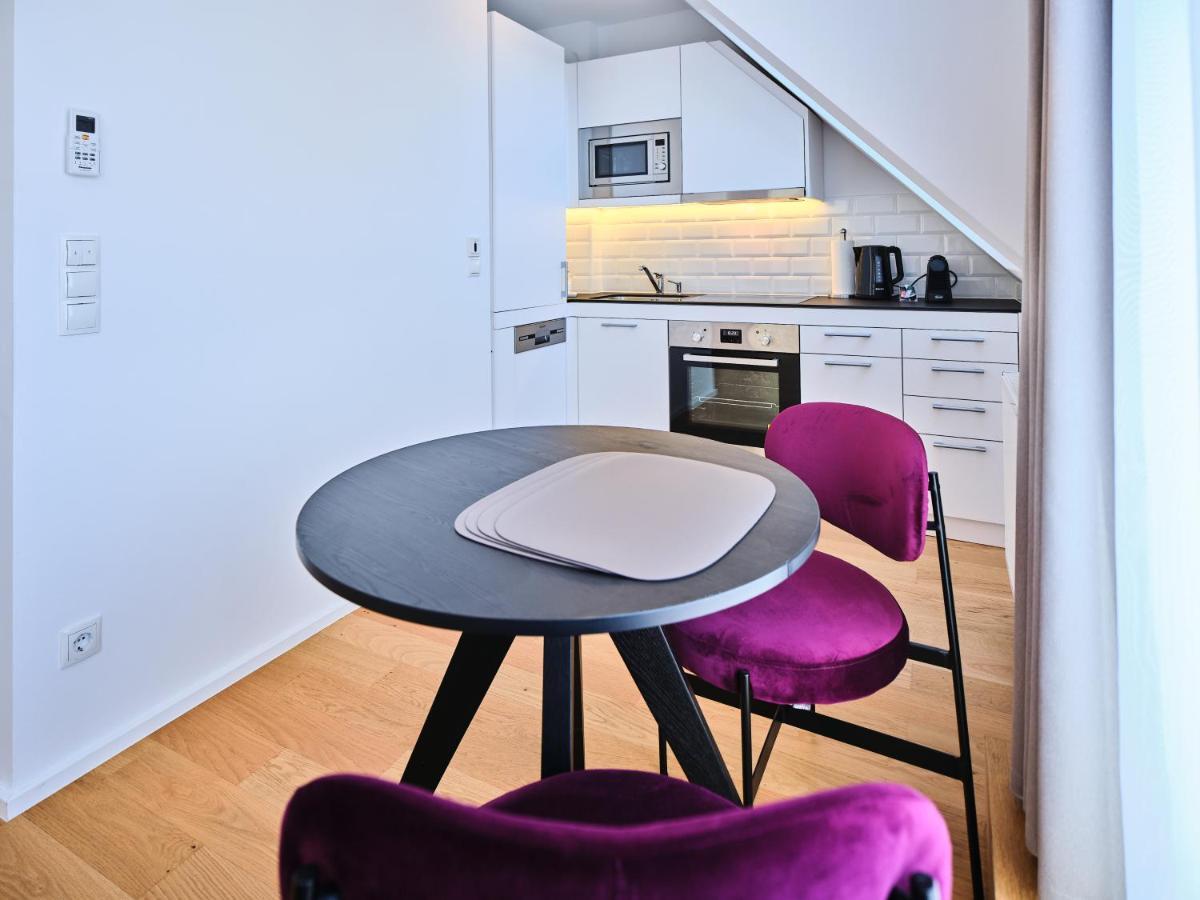 Myfavorit Apartments - Spacious Apartments Next To Puplic Transport U1 Direct Connection To Citycenter Wien Exteriör bild
